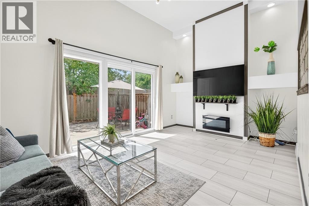 70-11 Harrisford Street, Hamilton, ON, L8K 6L7 - 5