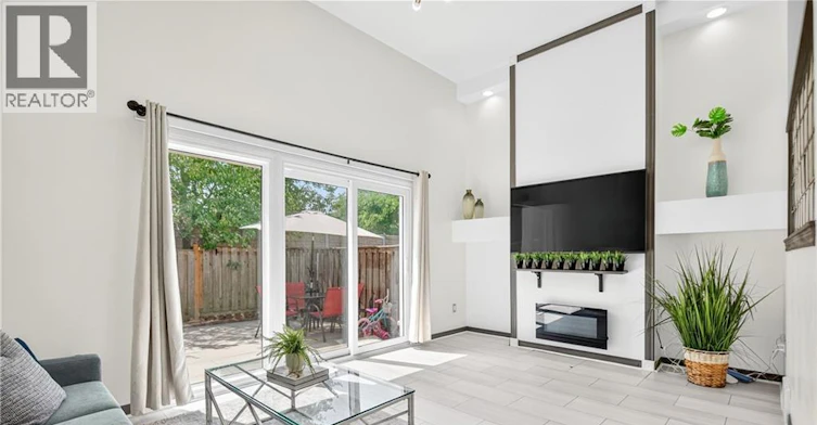 70-11 Harrisford Street, Hamilton, ON, L8K 6L7 - 5