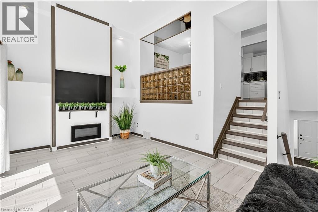 70-11 Harrisford Street, Hamilton, ON, L8K 6L7 - 4