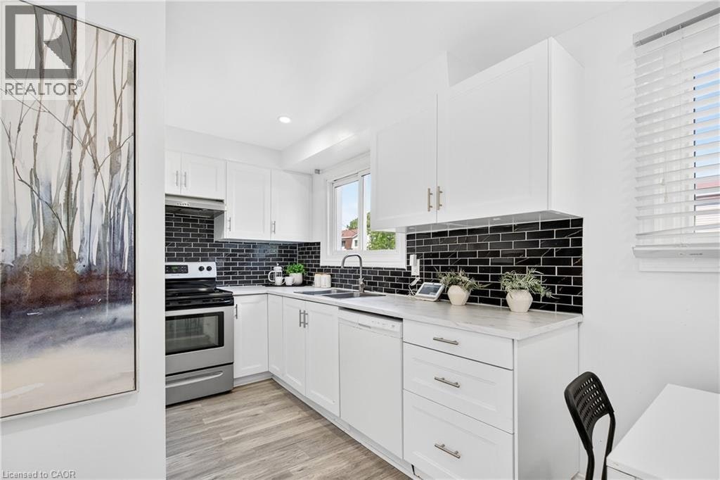 70-11 Harrisford Street, Hamilton, ON, L8K 6L7 - 10