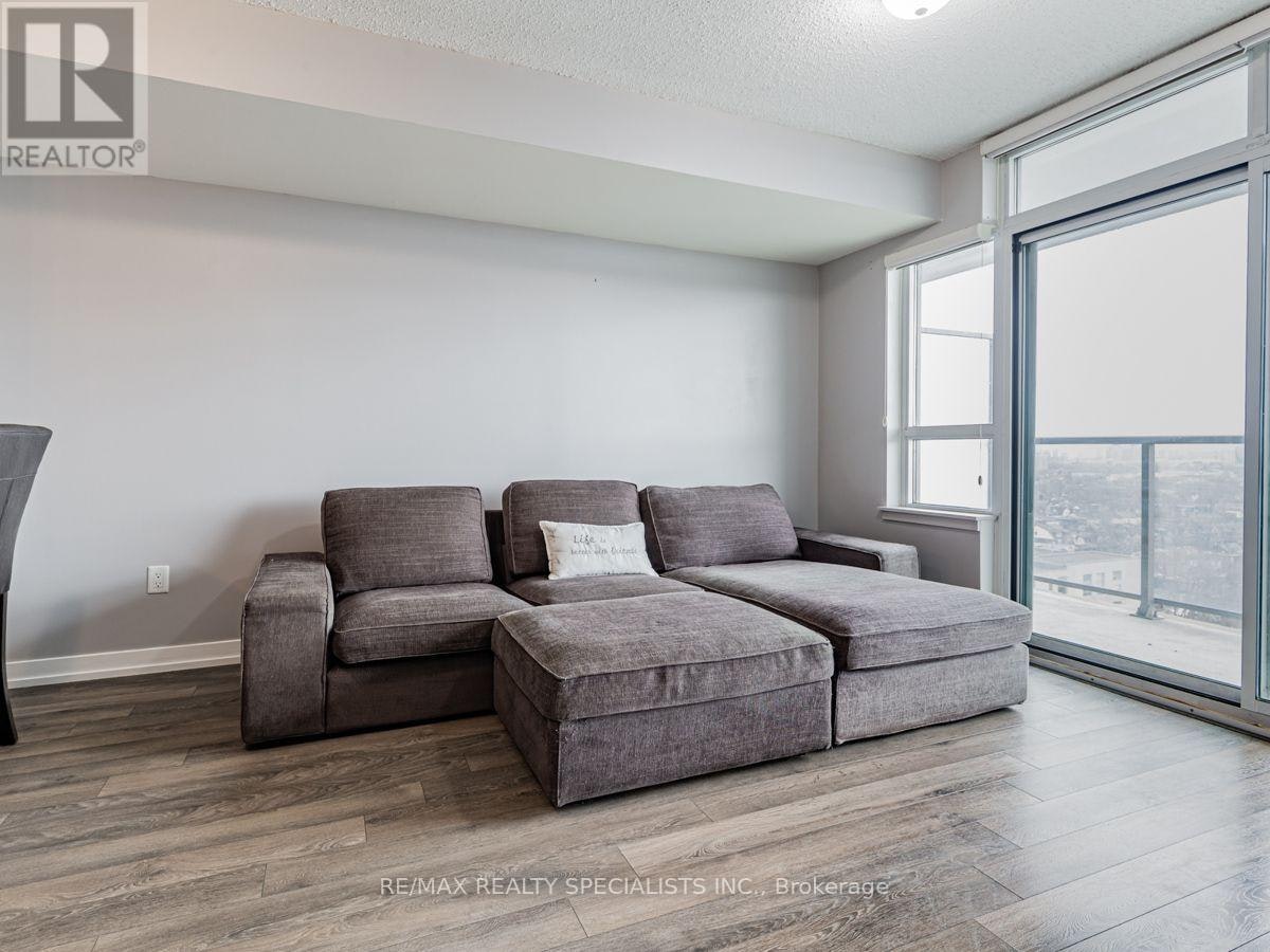 1302-816 Lansdowne Avenue, Toronto, ON, M6H 4K6 - 12