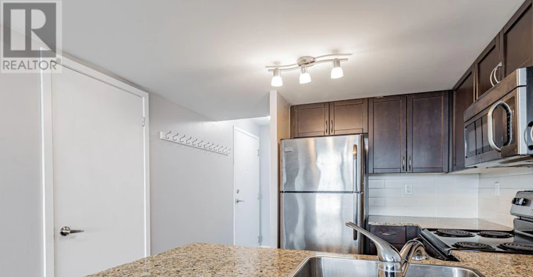 1302-816 Lansdowne Avenue, Toronto, ON, M6H 4K6 - 7