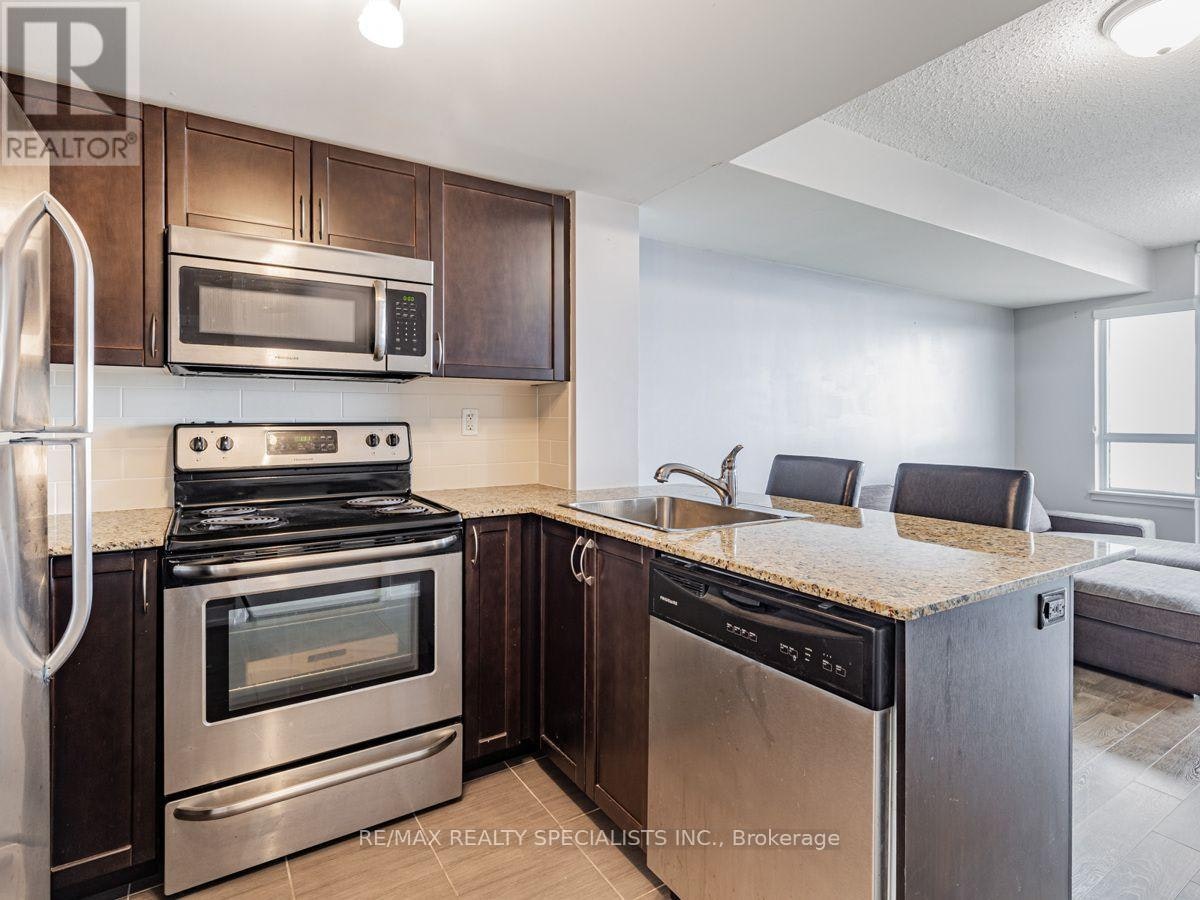 1302-816 Lansdowne Avenue, Toronto, ON, M6H 4K6 - 5