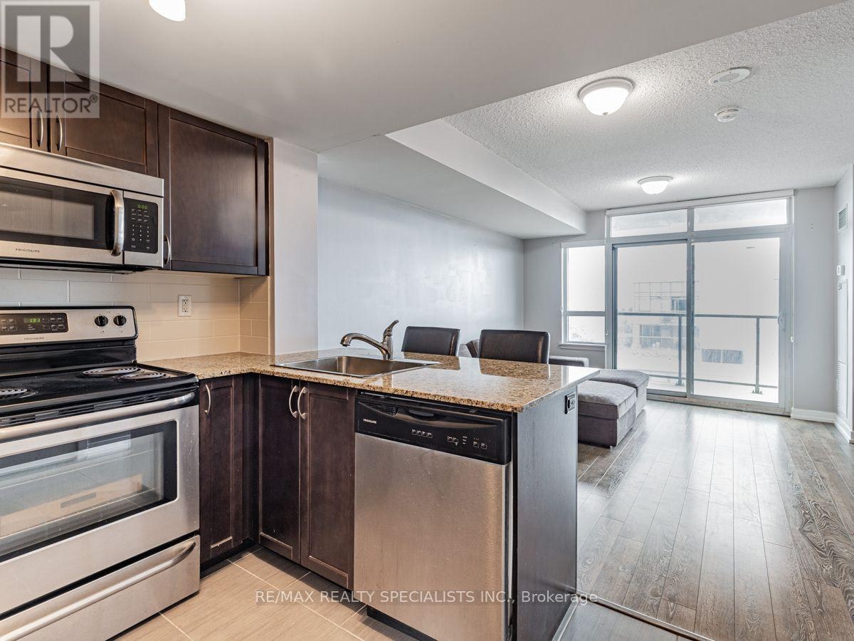 1302-816 Lansdowne Avenue, Toronto, ON, M6H 4K6 - 6