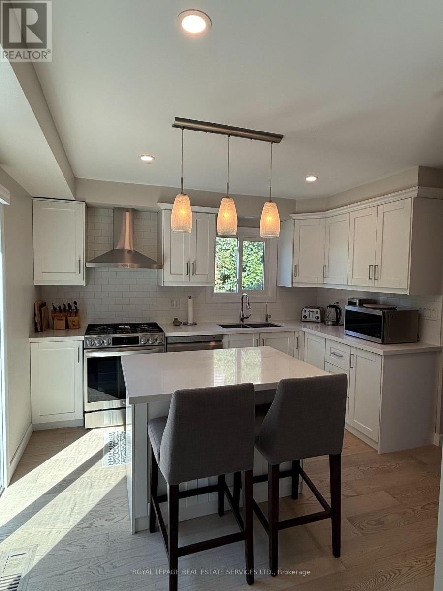 3122 Sandcliffe Court, Burlington, ON, L7M 3H1 - 7