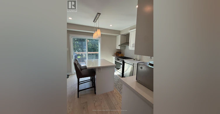 3122 Sandcliffe Court, Burlington, ON, L7M 3H1 - 8