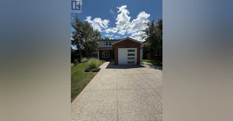 3122 Sandcliffe Court, Burlington, ON, L7M 3H1