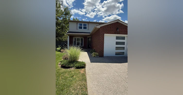 3122 Sandcliffe Court, Burlington, ON, L7M 3H1 - 2