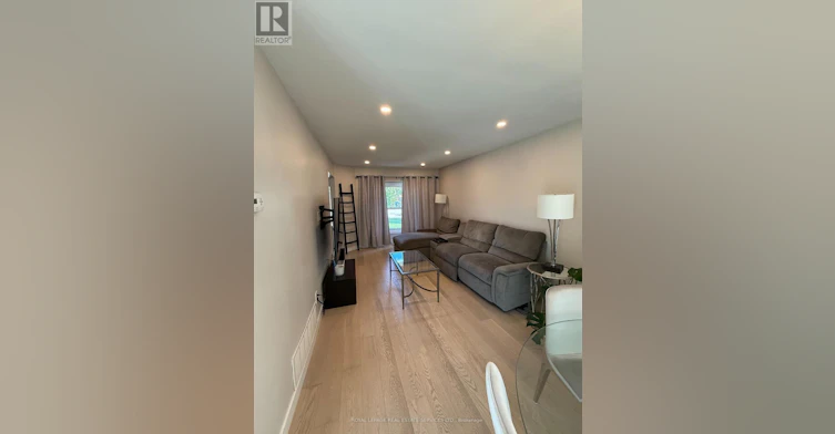 3122 Sandcliffe Court, Burlington, ON, L7M 3H1 - 10