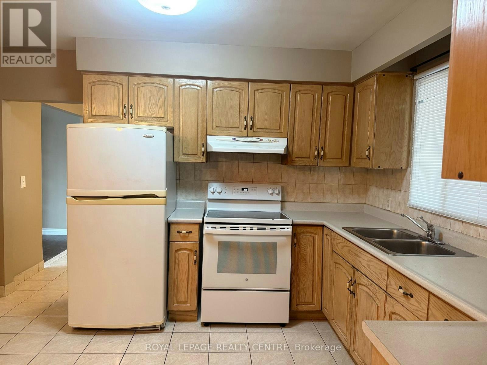 358 Derry Road W, Mississauga, ON, L5M 2B5 - 7