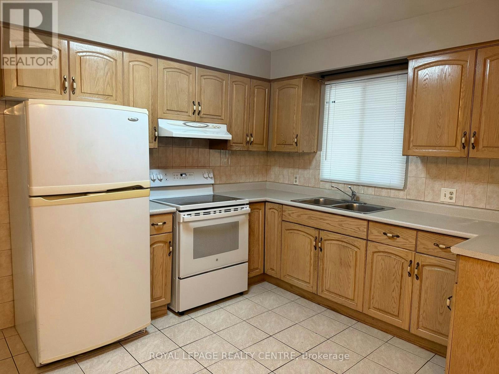 358 Derry Road W, Mississauga, ON, L5M 2B5 - 6