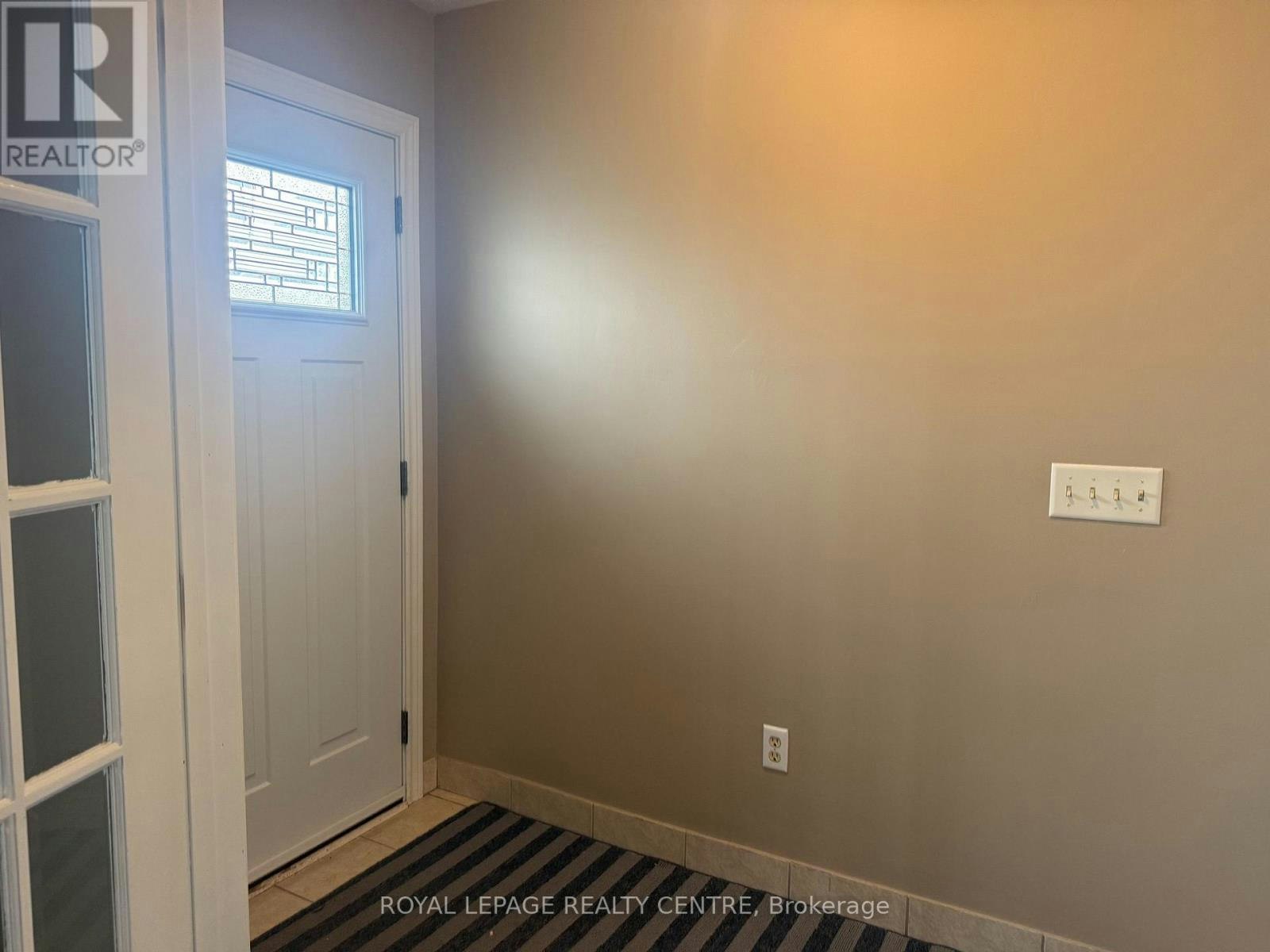 358 Derry Road W, Mississauga, ON, L5M 2B5 - 3