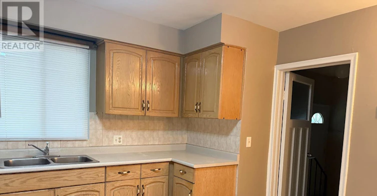 358 Derry Road W, Mississauga, ON, L5M 2B5 - 8