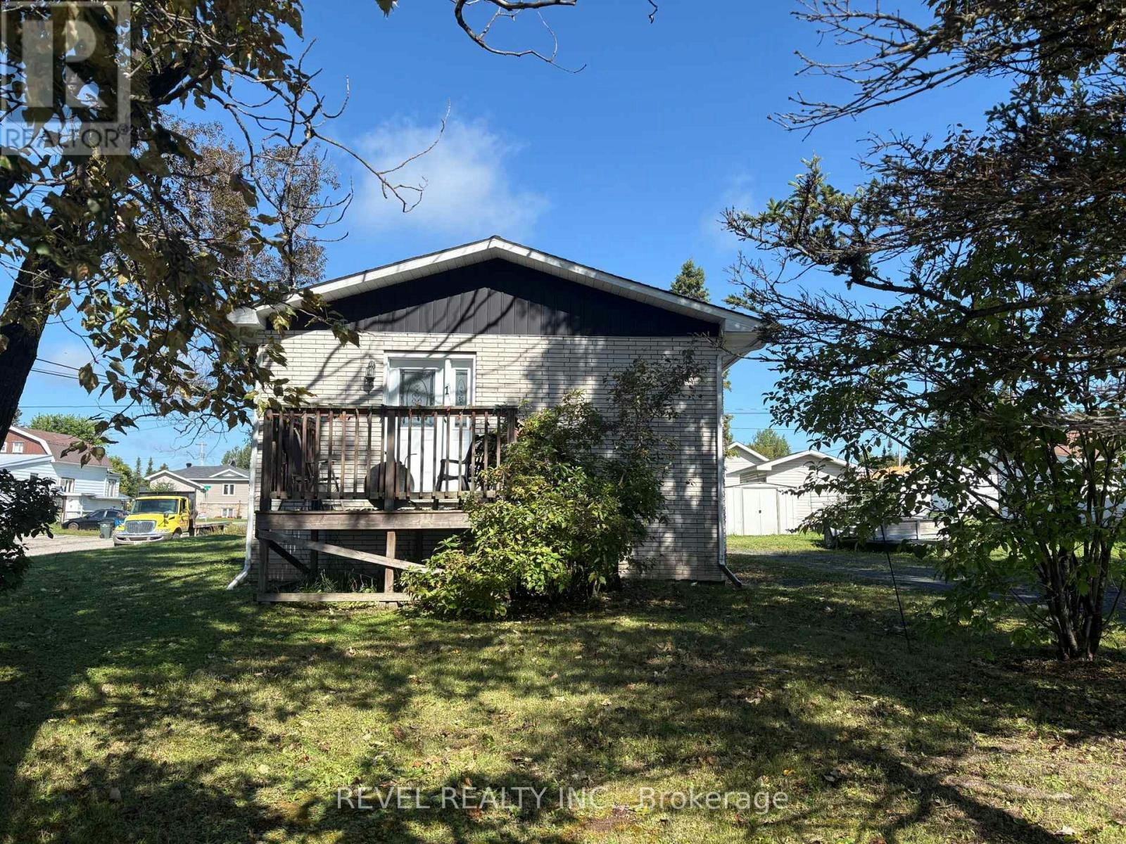 1 Cree Road, Cochrane, ON, P0L 1C0