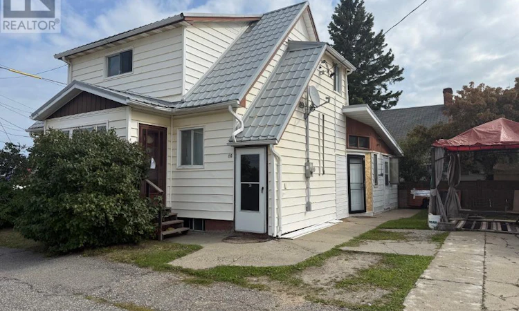 6 Hollinger Lane