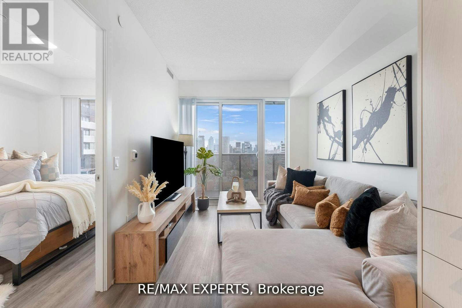 3302-138 Downes Street, Toronto, ON, M5E 0E4