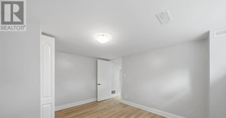 51 Clifton Avenue, Toronto, ON, M3H 4K9 - 19
