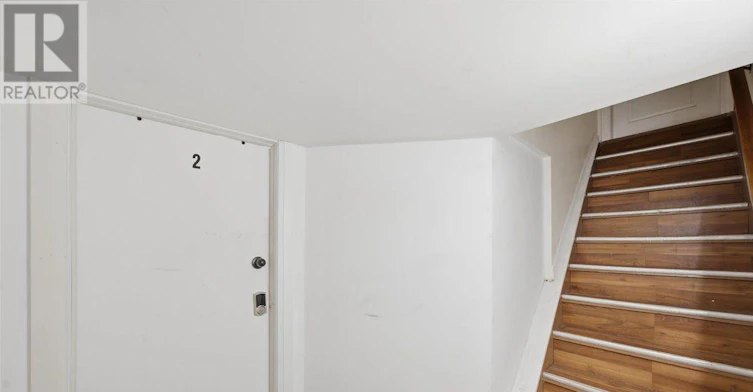 51 Clifton Avenue, Toronto, ON, M3H 4K9 - 6