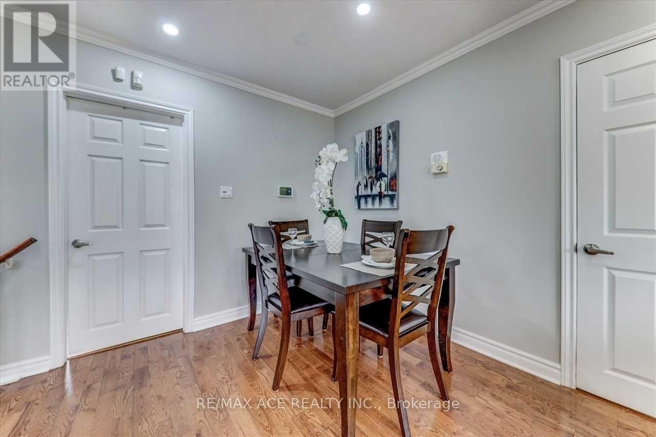MAIN-137 Janray Drive, Toronto, ON, M1G 1Y8 - 3
