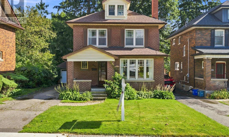 307 William Street E