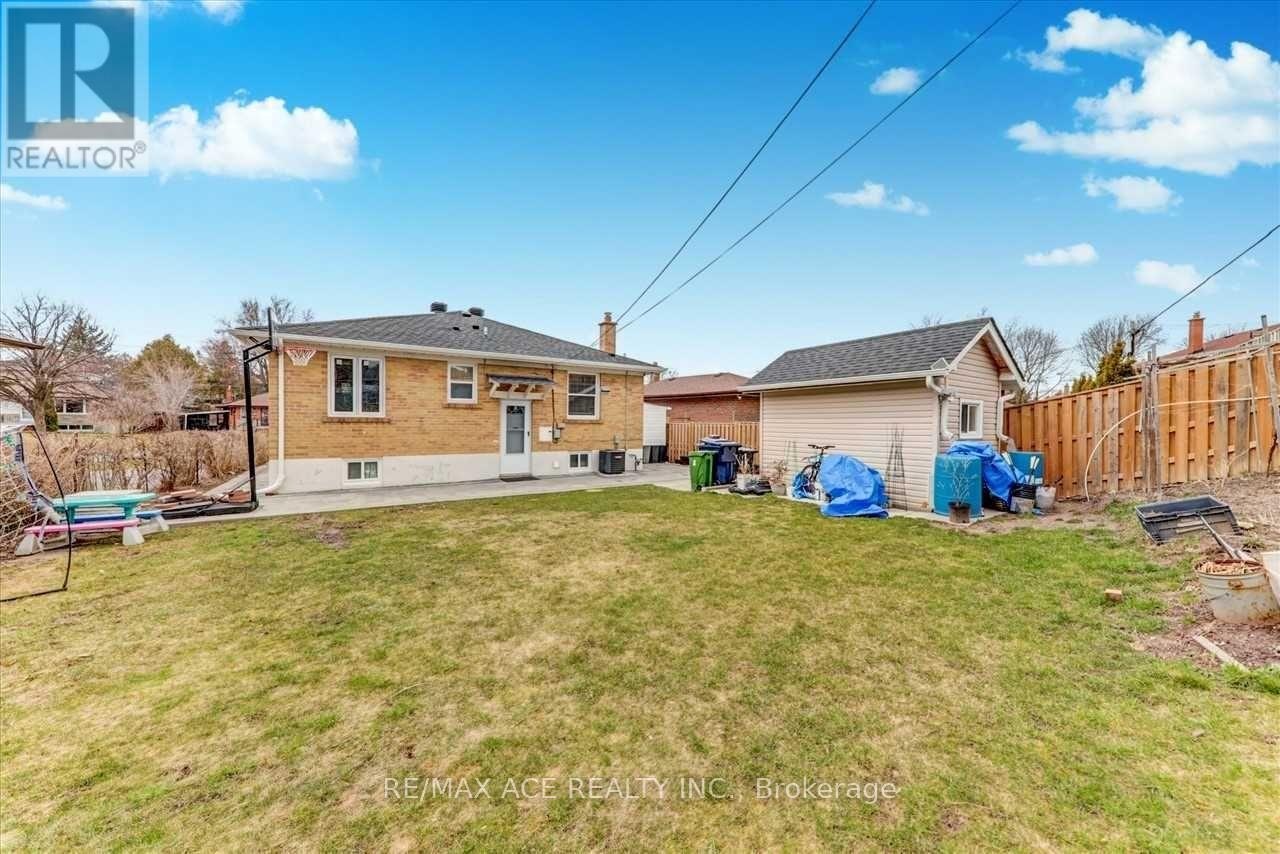 BSMT-137 Janray Drive, Toronto, ON, M1G 1Y8 - 11