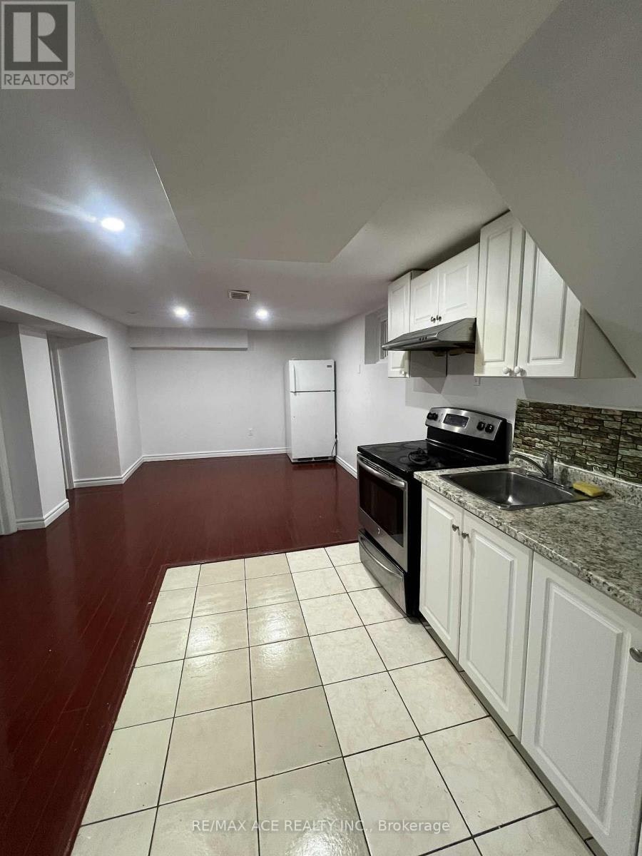 BSMT-137 Janray Drive, Toronto, ON, M1G 1Y8 - 3