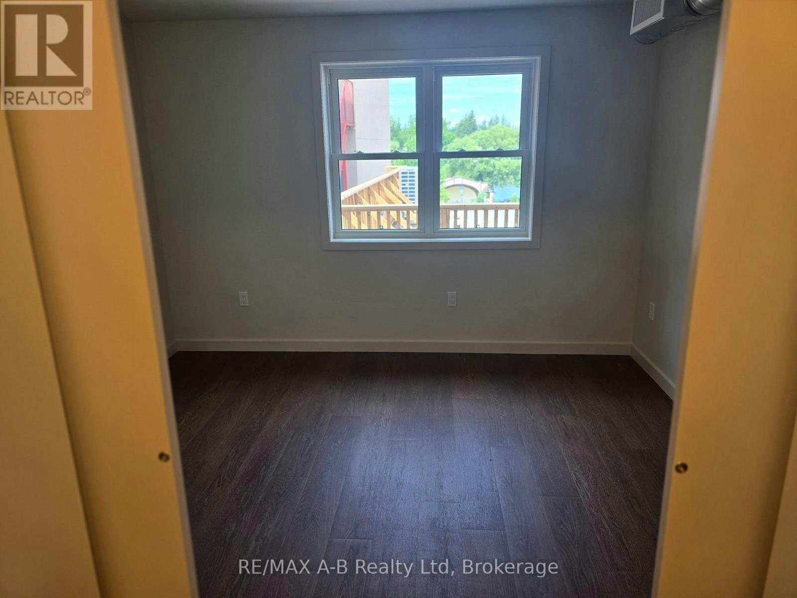 2-112 Ontario Street, Stratford, ON, N5A 7Y4 - 9