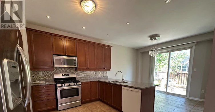UPPER LEVEL-398 Mcjannett Avenue, Milton, ON, L9T 7T8 - 11
