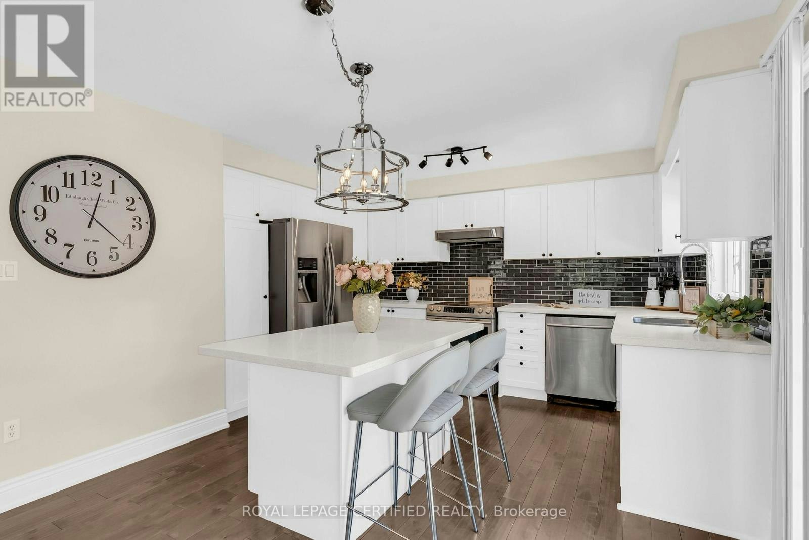 5890 Tampico Way, Mississauga, ON, L5M 6Y9 - 9