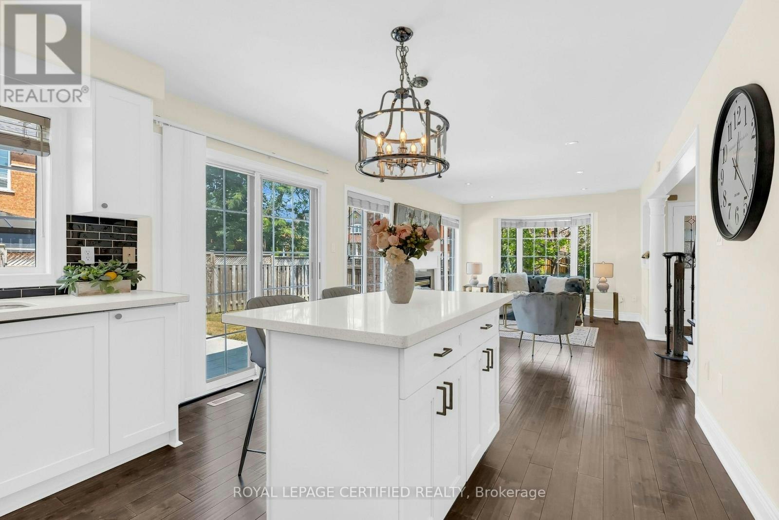 5890 Tampico Way, Mississauga, ON, L5M 6Y9 - 12