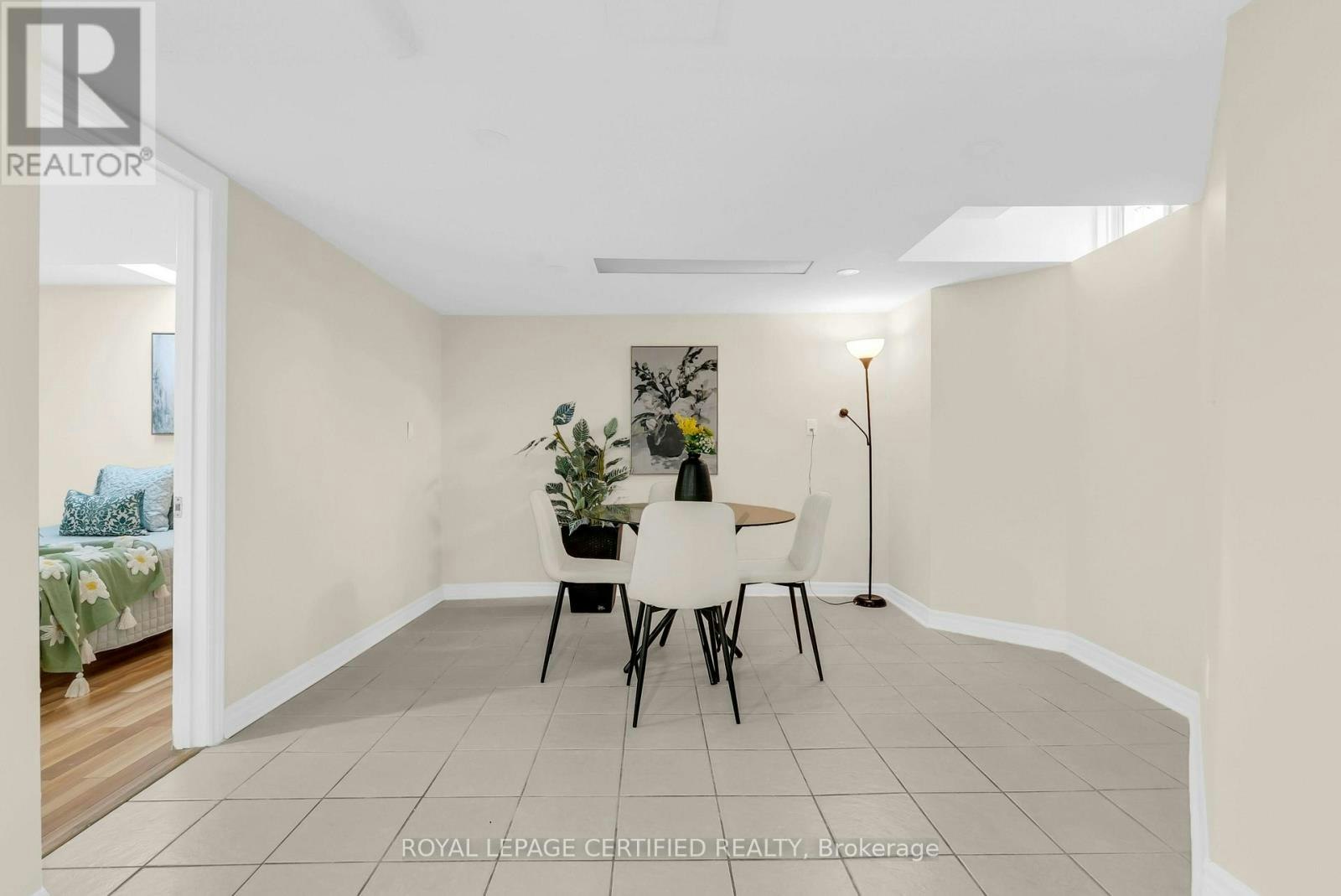 5890 Tampico Way, Mississauga, ON, L5M 6Y9 - 40