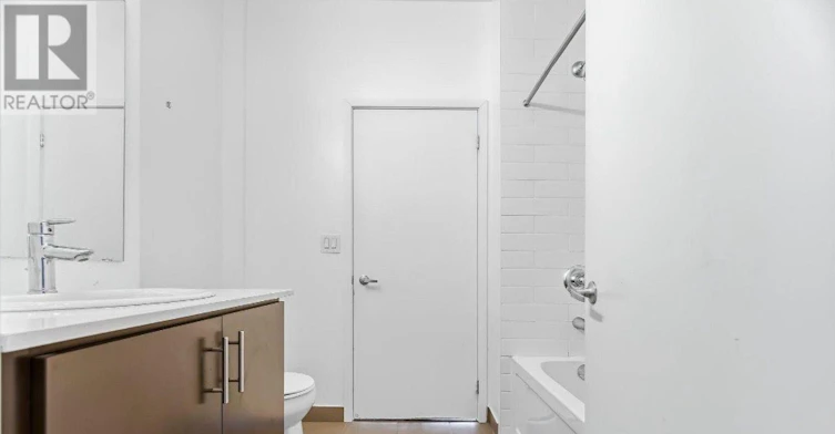 3212-360 Square One Drive, Mississauga, ON, L5B 0G7 - 8