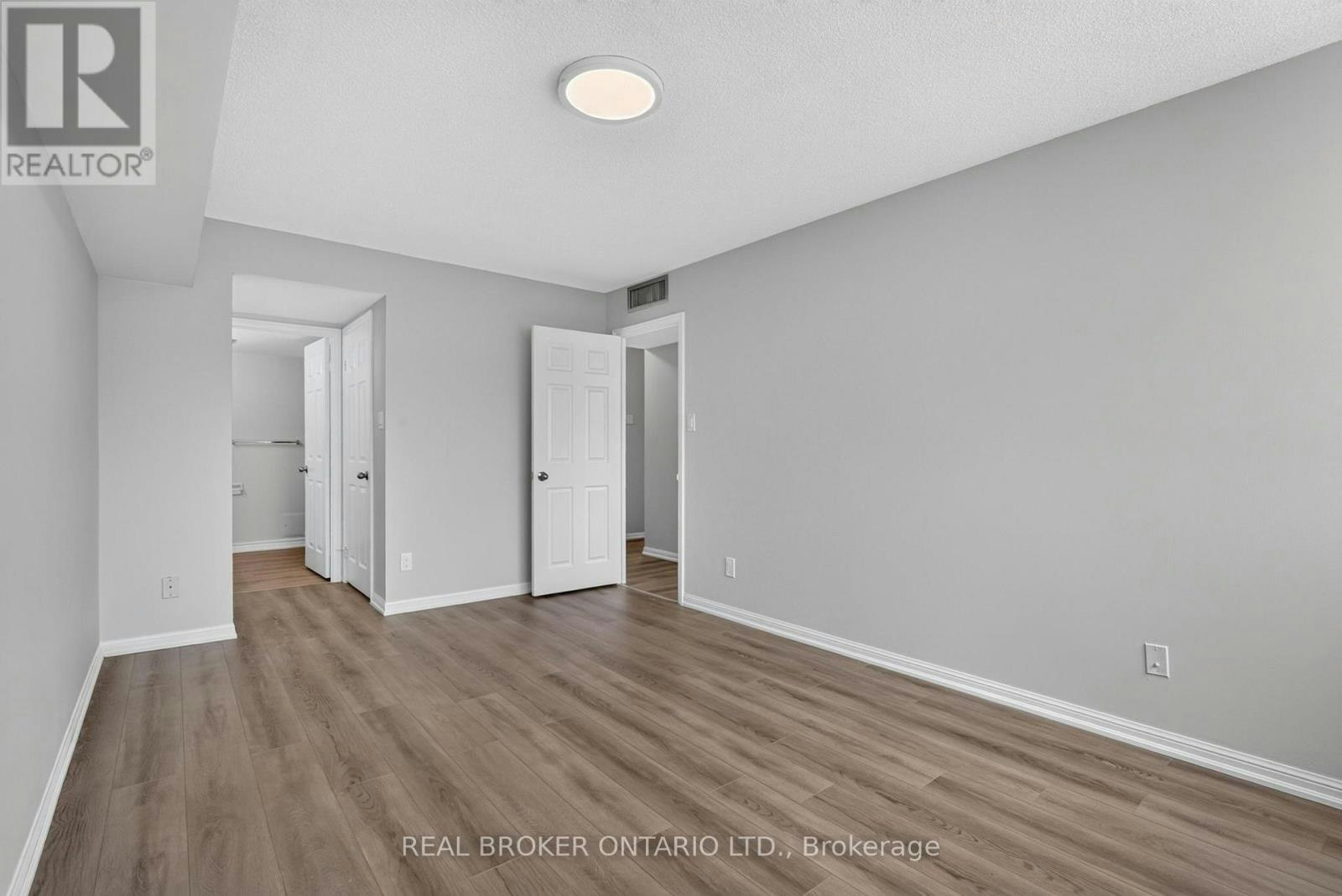 904-1240 Marlborough Court, Oakville, ON, L6H 3K7 - 29