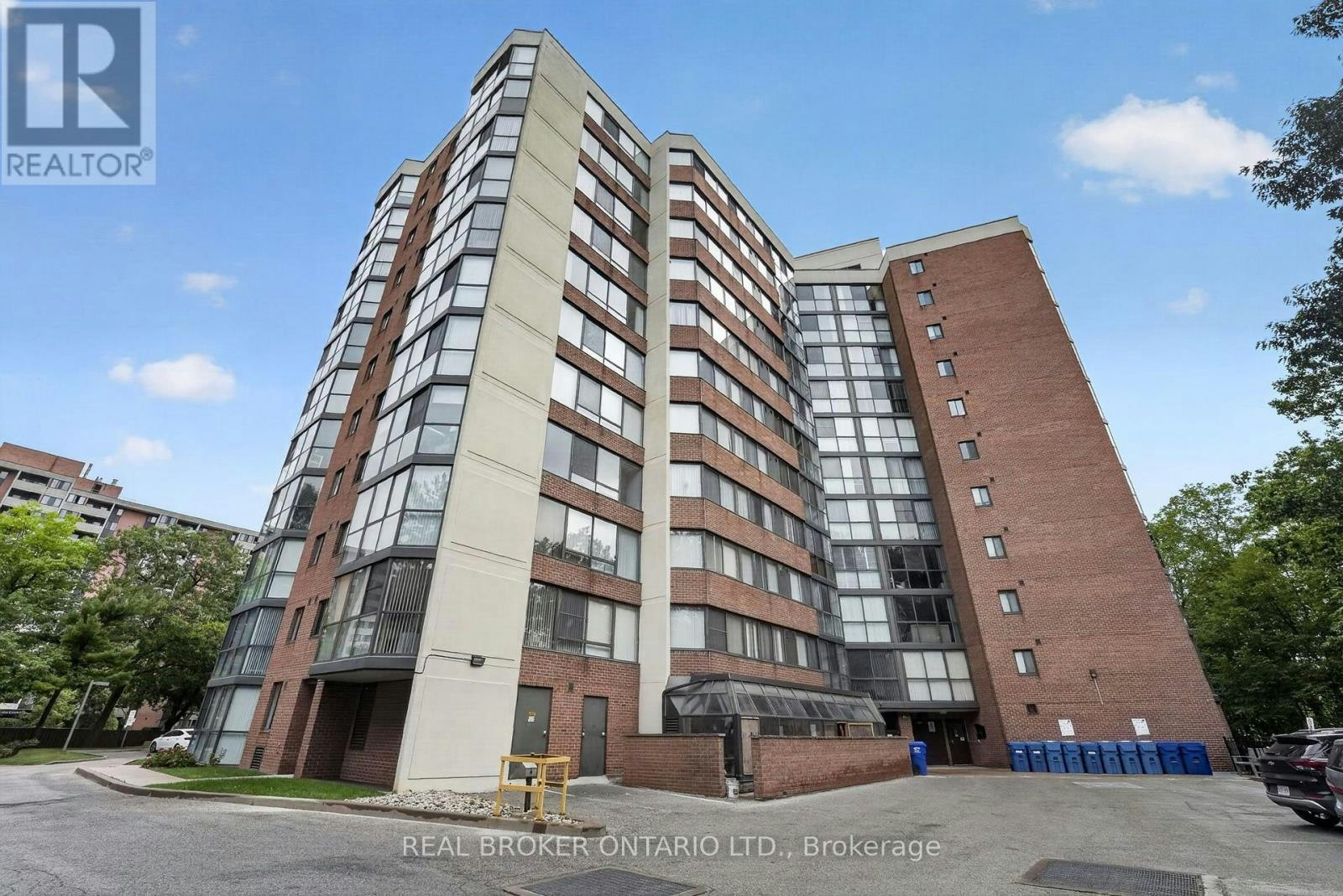 904-1240 Marlborough Court, Oakville, ON, L6H 3K7 - 2
