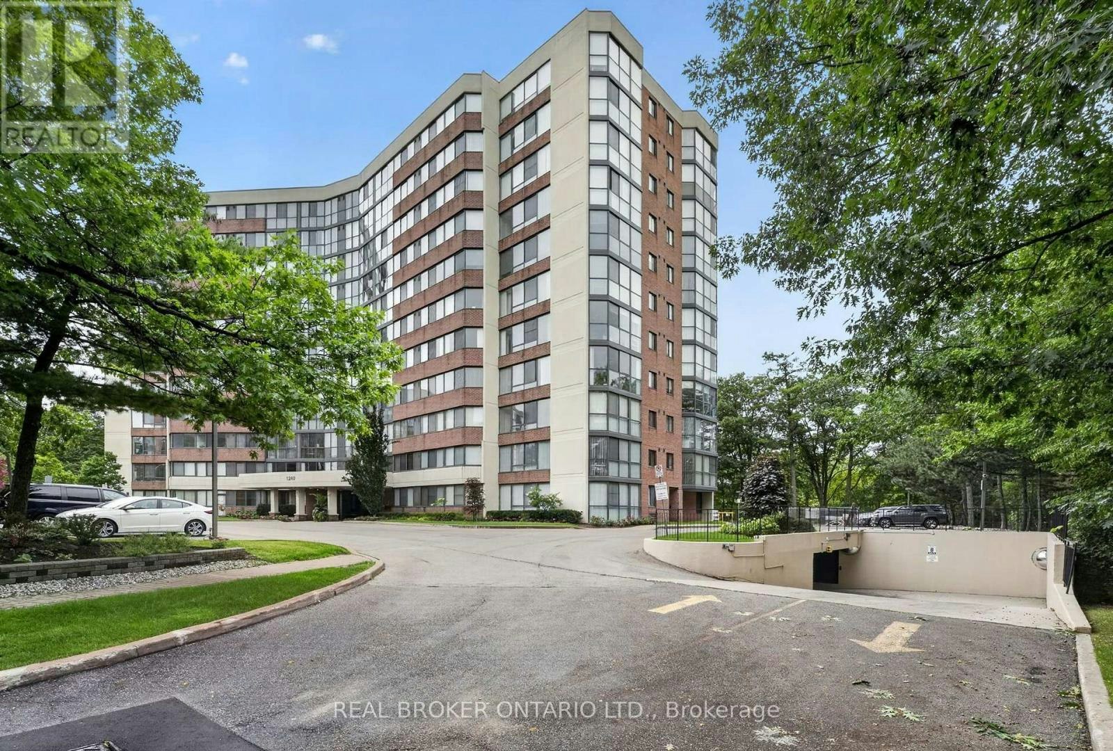904-1240 Marlborough Court, Oakville, ON, L6H 3K7 - 50