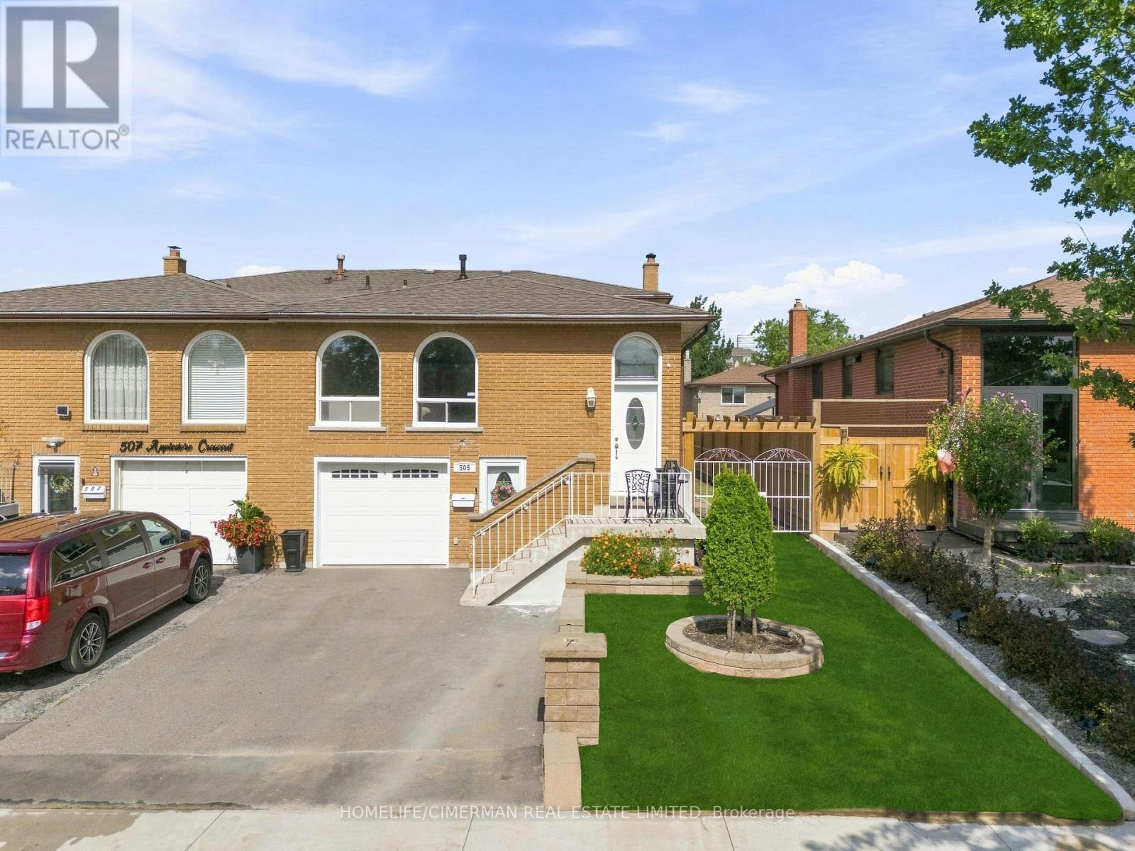 505 Appledore Crescent, Mississauga, ON, L5B 2L5