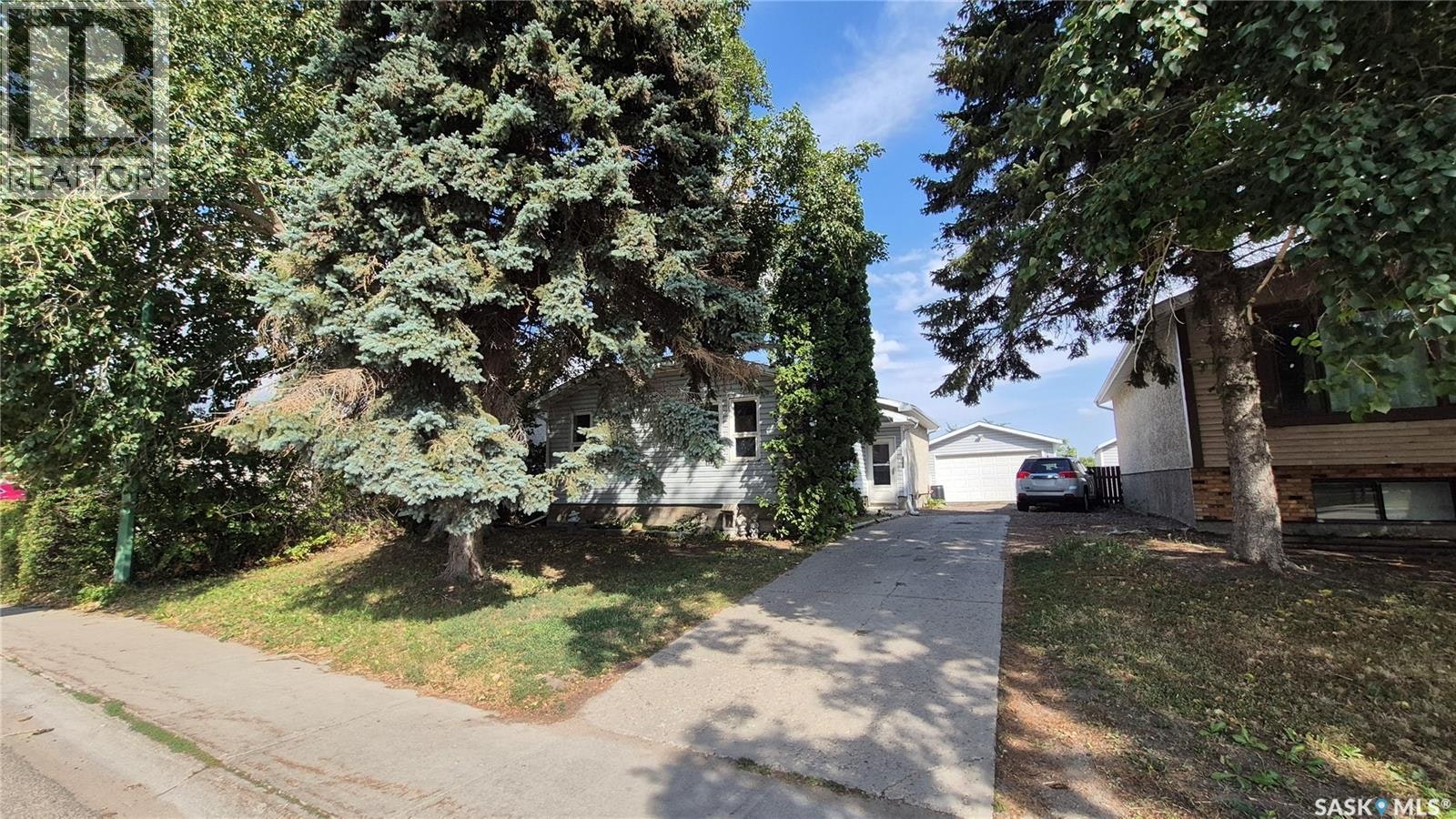 1715 Fleet Street, Regina, SK, S4N 6B4