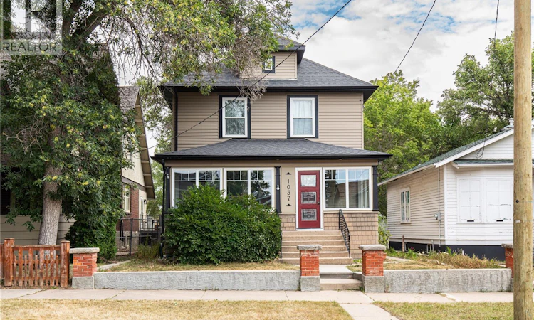 1037 Chestnut Avenue