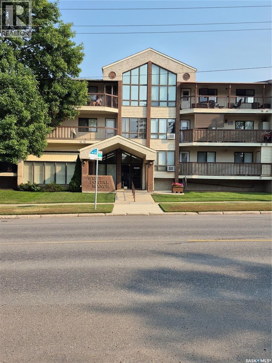 102-3220 33rd Street W, Saskatoon, SK, S7L 6K3