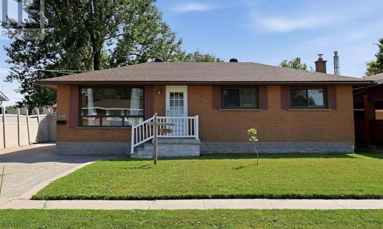 371 Doncaster Road