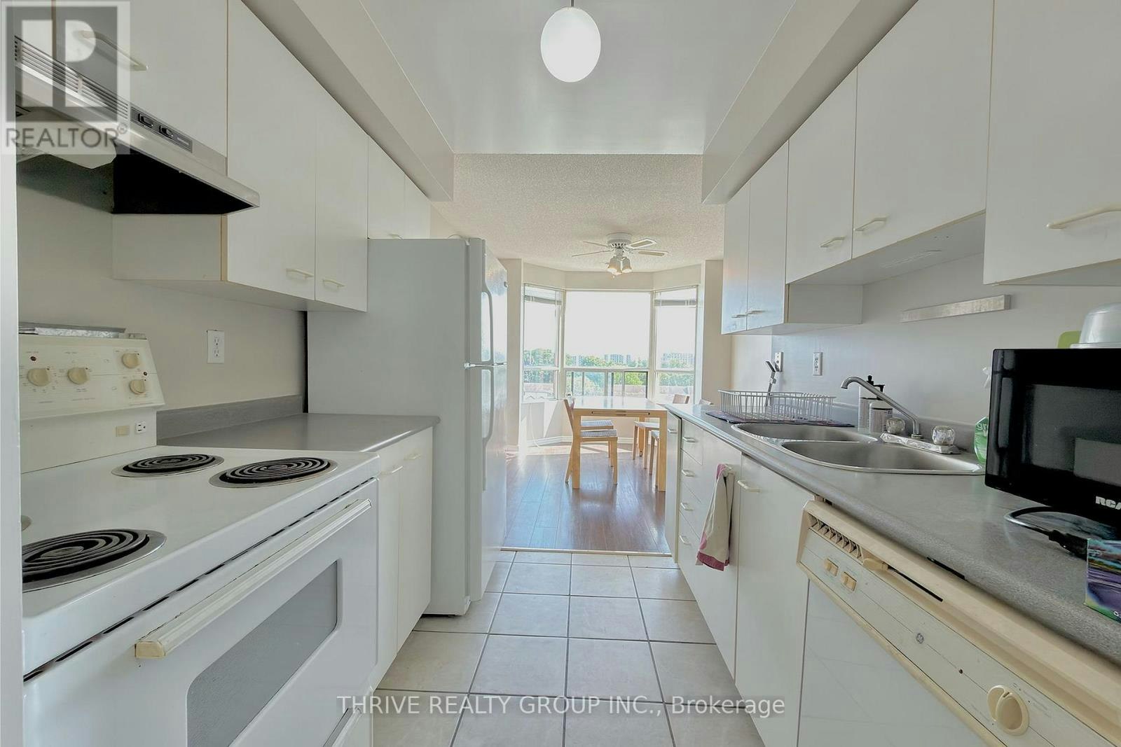410-30 Chapman Court, London, ON, N6G 4Y4 - 11