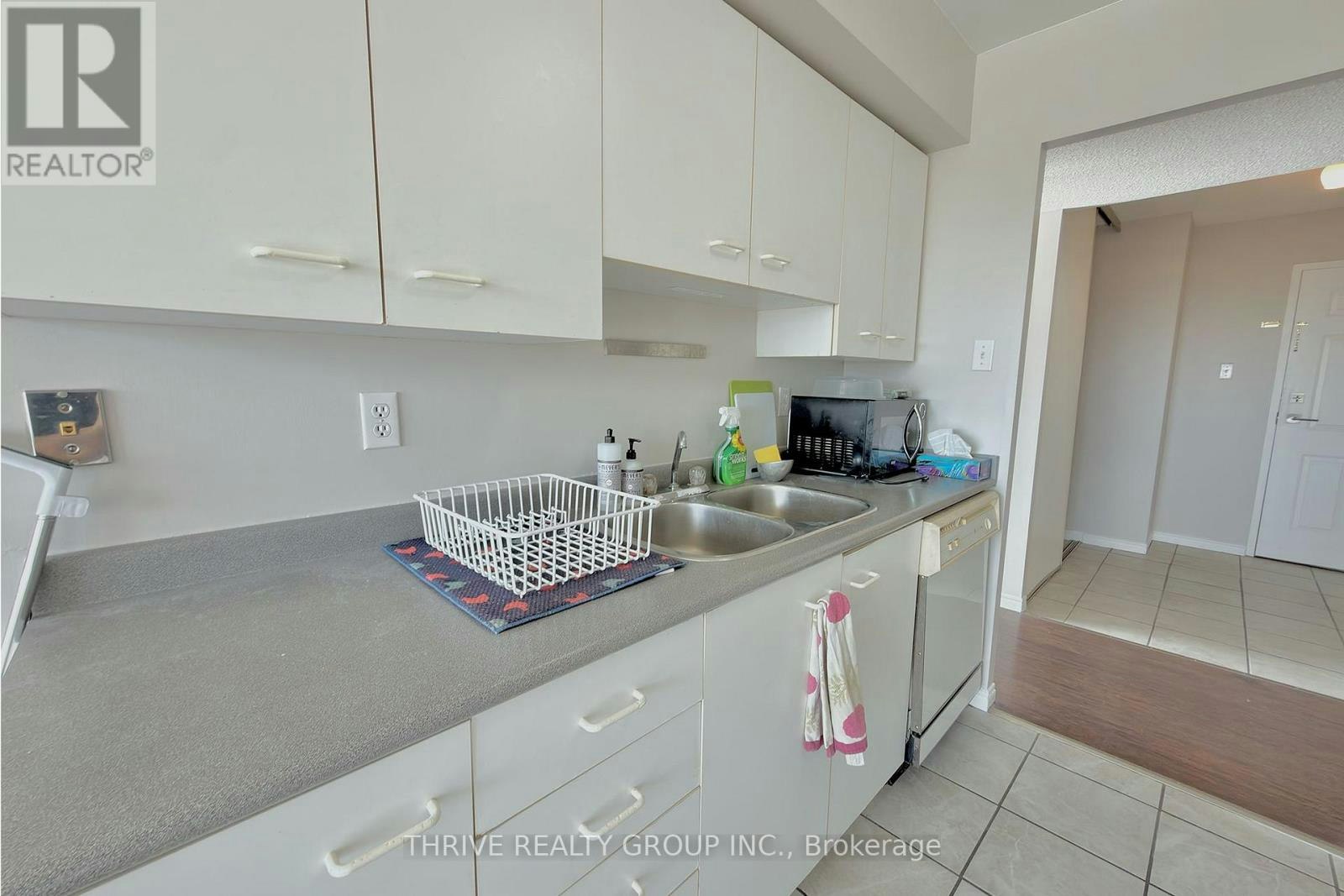 410-30 Chapman Court, London, ON, N6G 4Y4 - 13