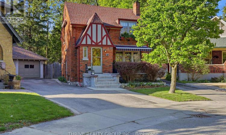 16 Clenray Place