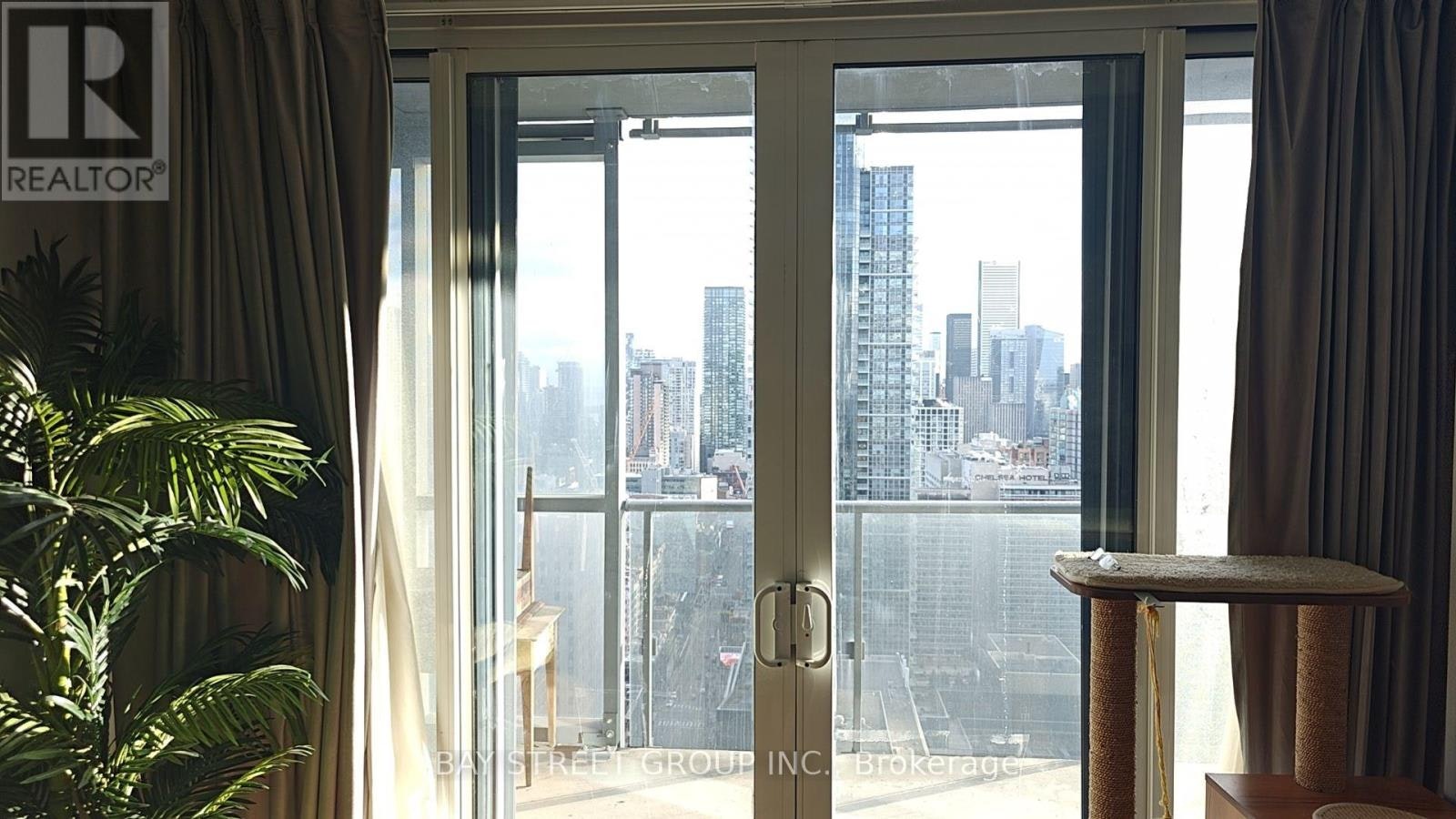 3411 Mast Bedroom 7 Grenville Street, Toronto, ON, M4Y 0E9 - 28