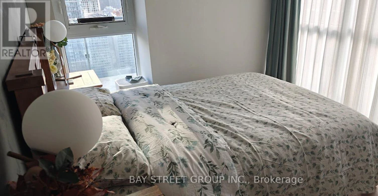 3411 Mast Bedroom 7 Grenville Street, Toronto, ON, M4Y 0E9 - 11