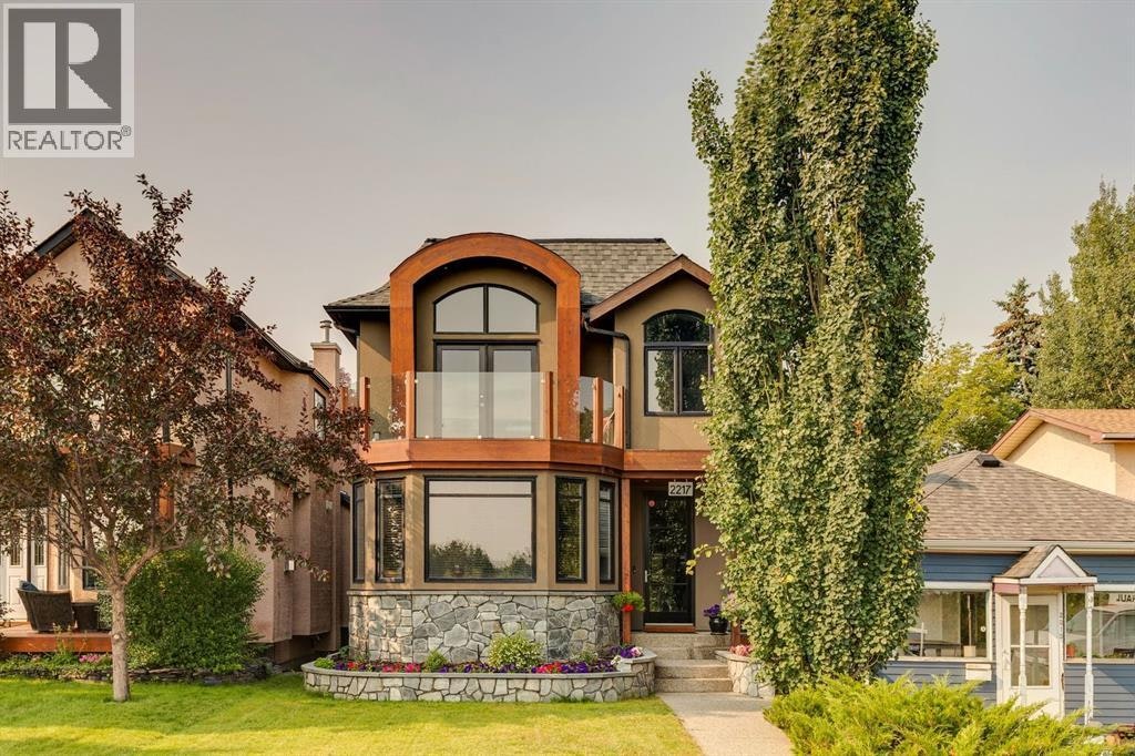 2217 8 Avenue SE, Calgary, AB, T2P 0P2
