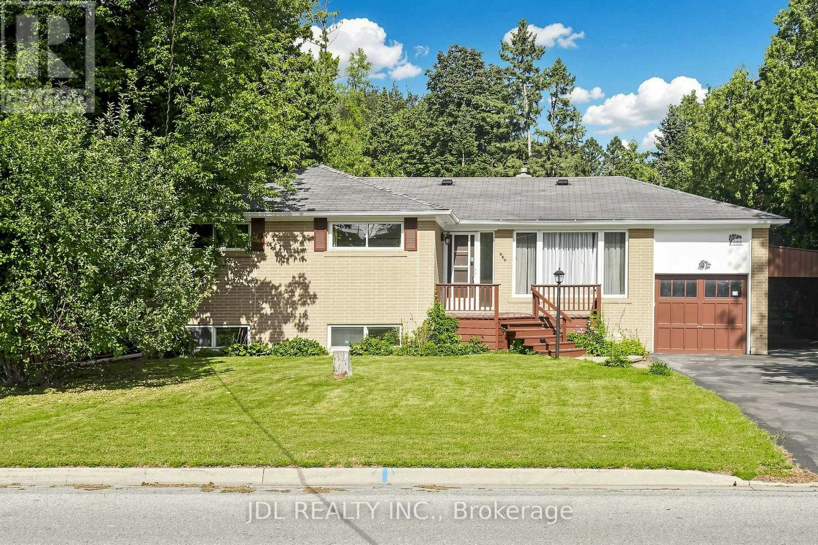 105 Park Avenue, Newmarket, ON, L3Y 1T6