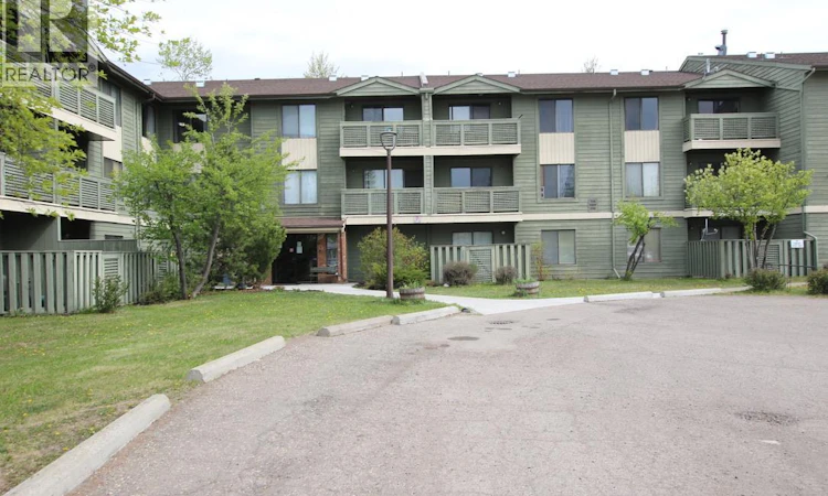 302-185 Chamberlain Crescent