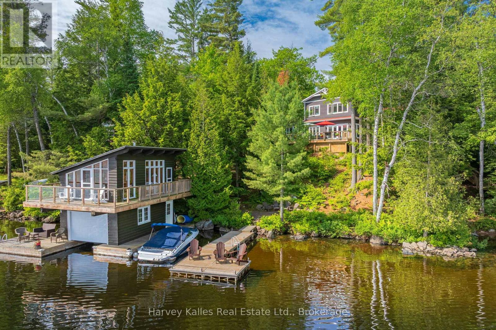 1059 Bona Vista Road, Lake of Bays, ON, P1H 2J3
