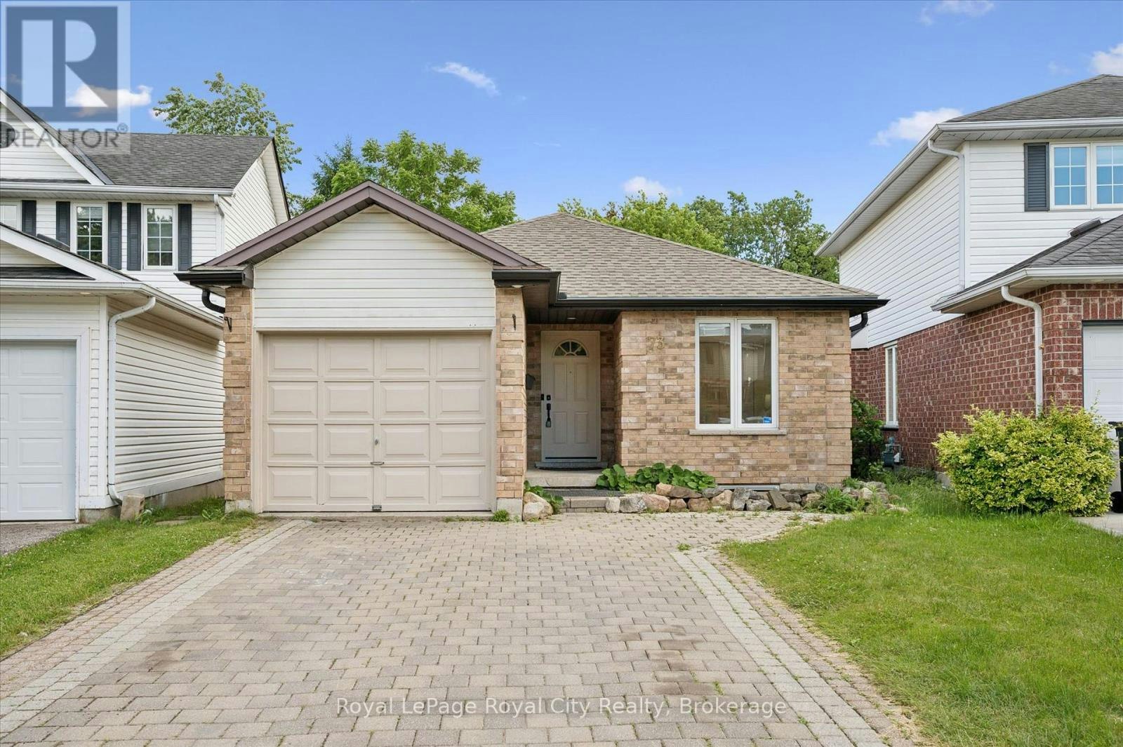 73 Waxwing Crescent, Guelph, ON, N1C 1E3